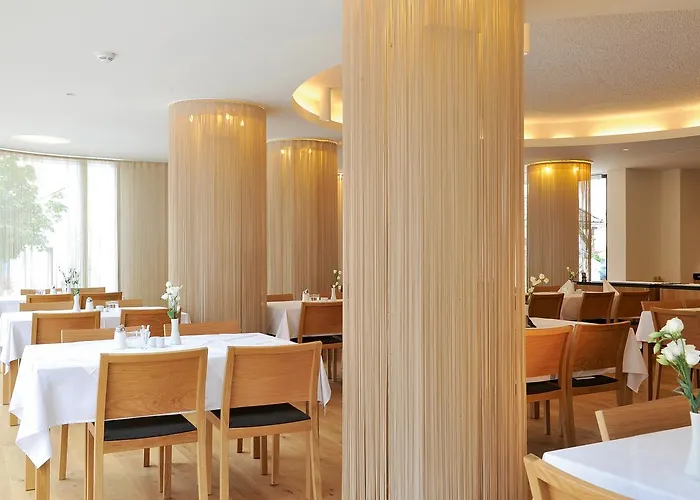 欣特雷格酒店 3*