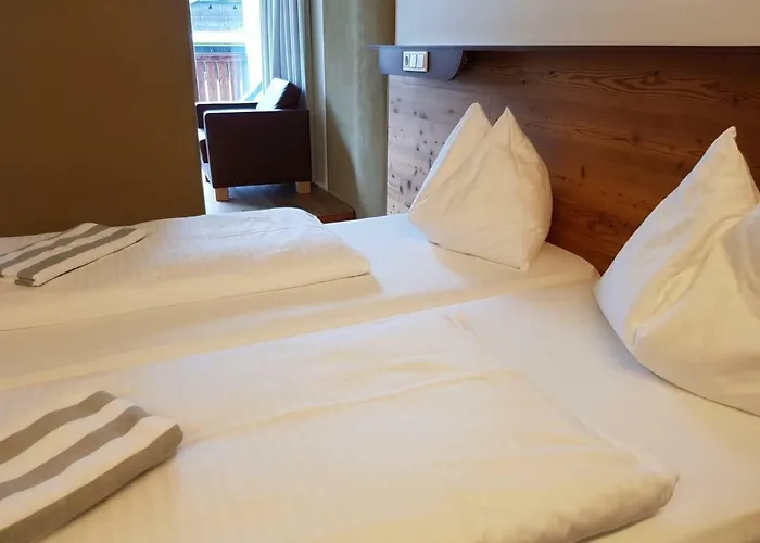 欣特雷格酒店 东蒂罗尔地区马特赖